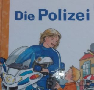 08 Policewoman